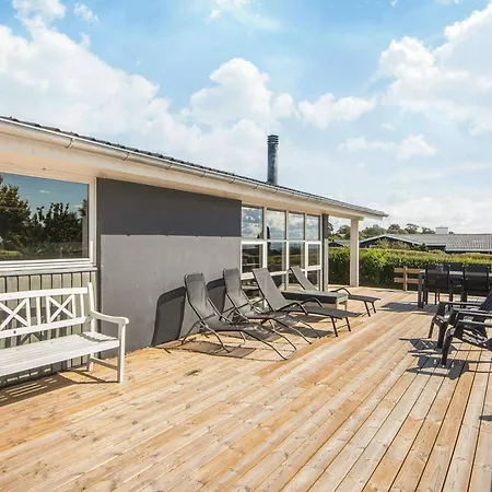 Сasa de vacaciones Renovated Summerhouse In Hejlsminde - By Traum