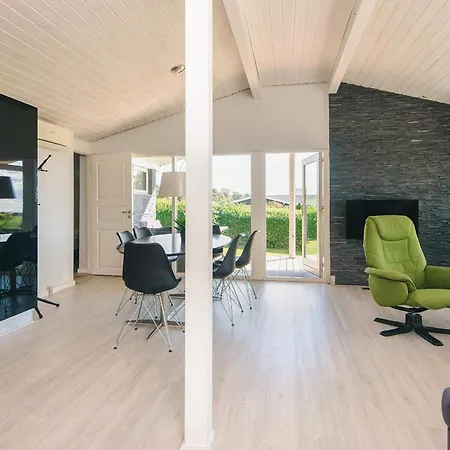 Сasa de vacaciones Renovated Summerhouse In Hejlsminde - By Traum Hejls